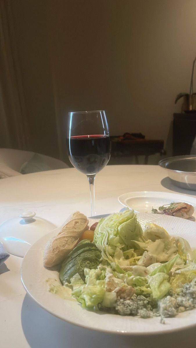 Luxy Roll - Share Your Moments!