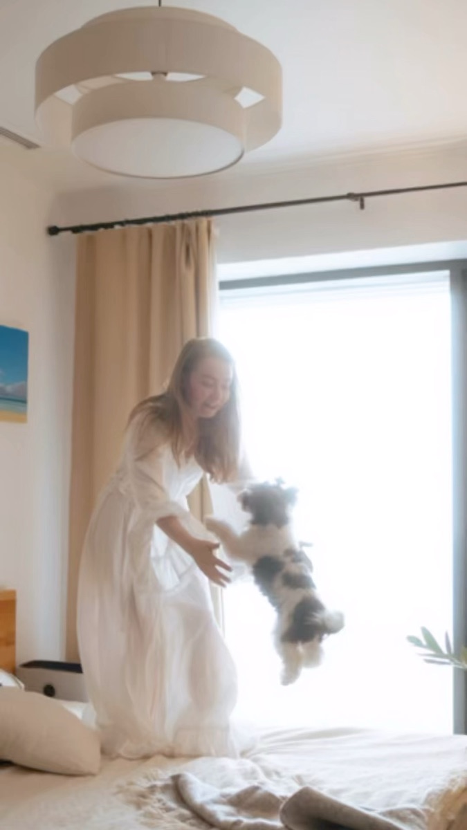 Luxy Roll - Share Your Moments!