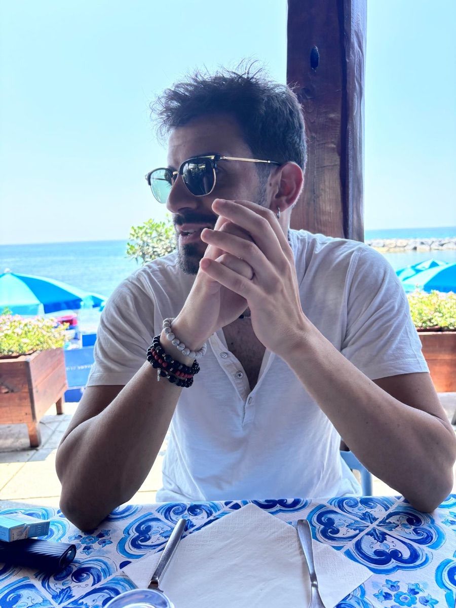 Luxy Roll - Share Your Moments!
