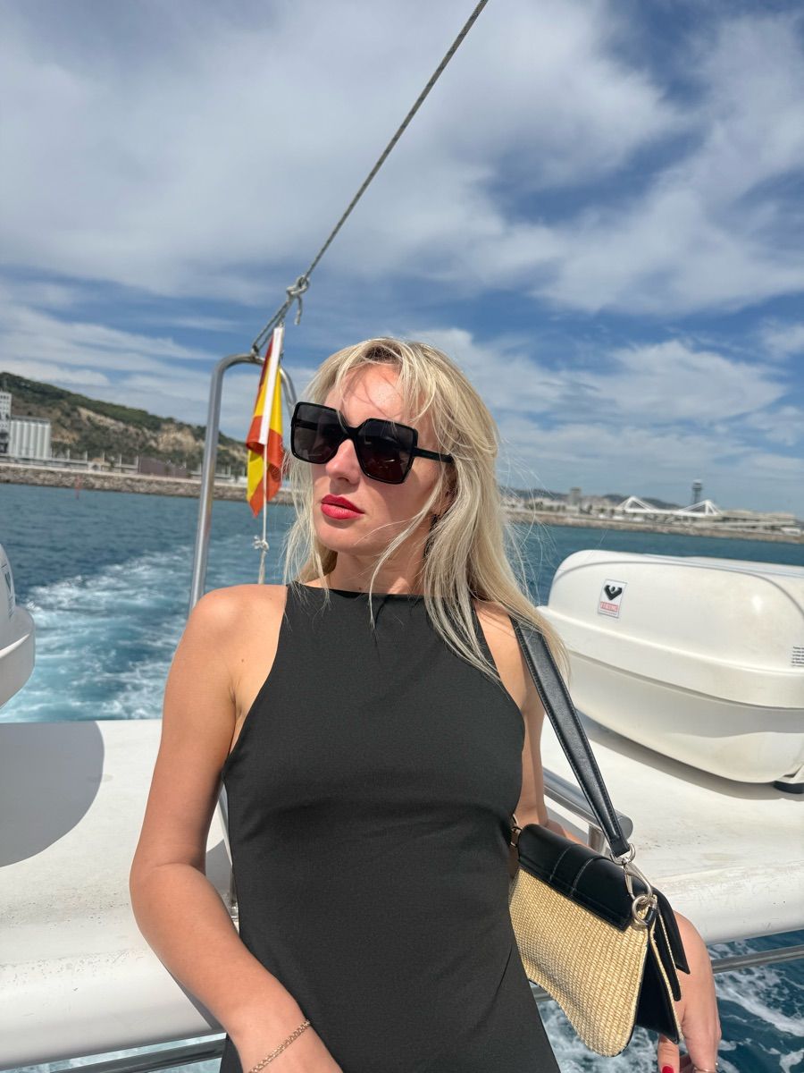 Luxy Roll - Share Your Moments!