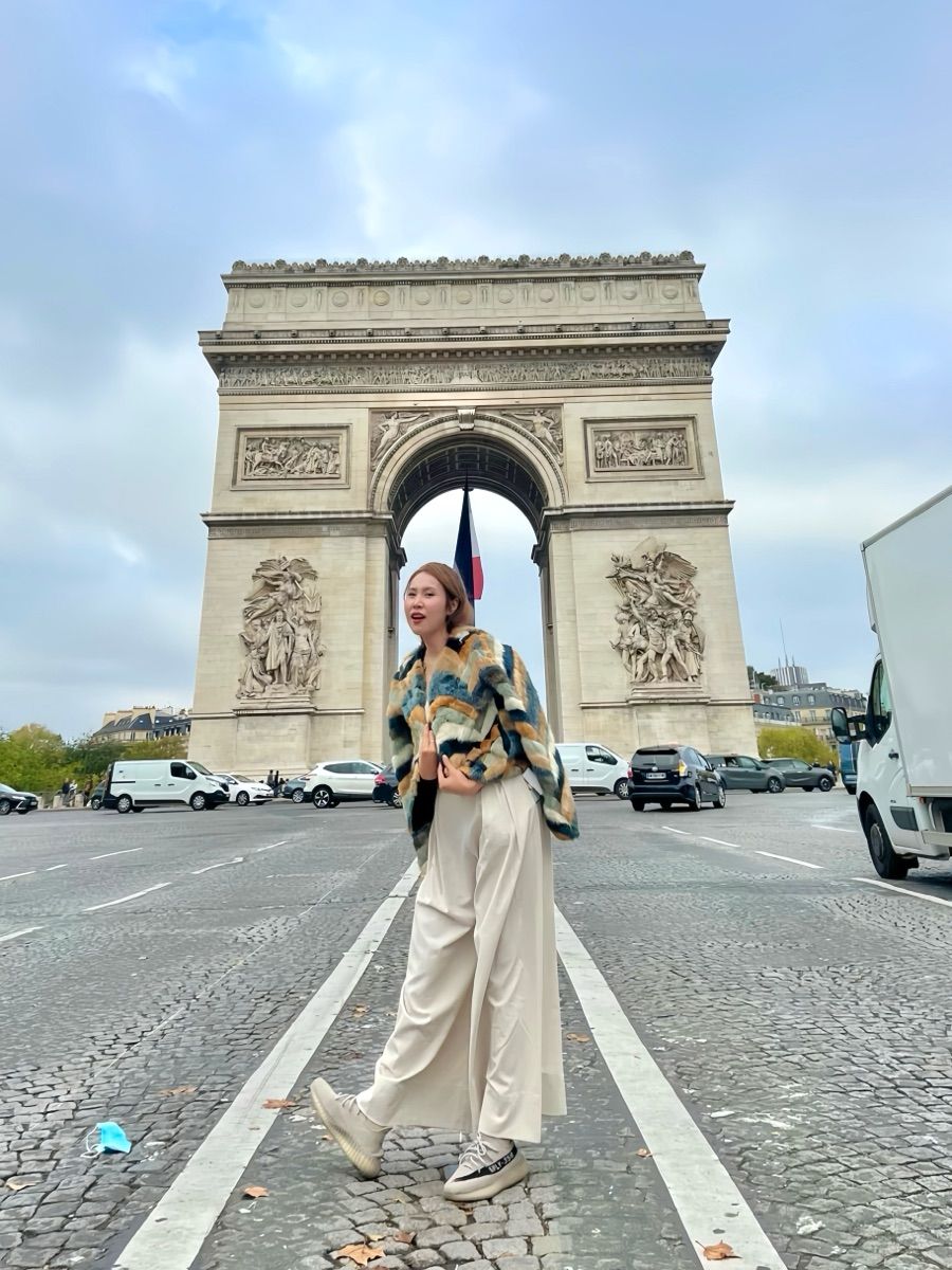 Luxy Roll - Share Your Moments!