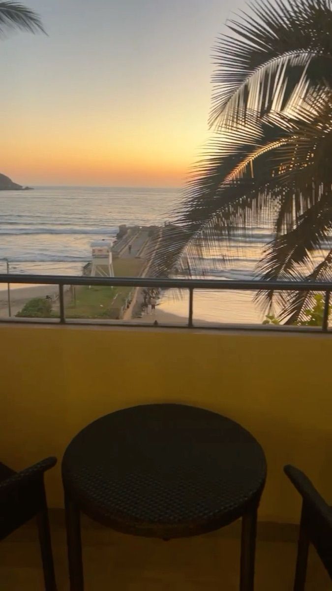 Luxy Roll - Share Your Moments!