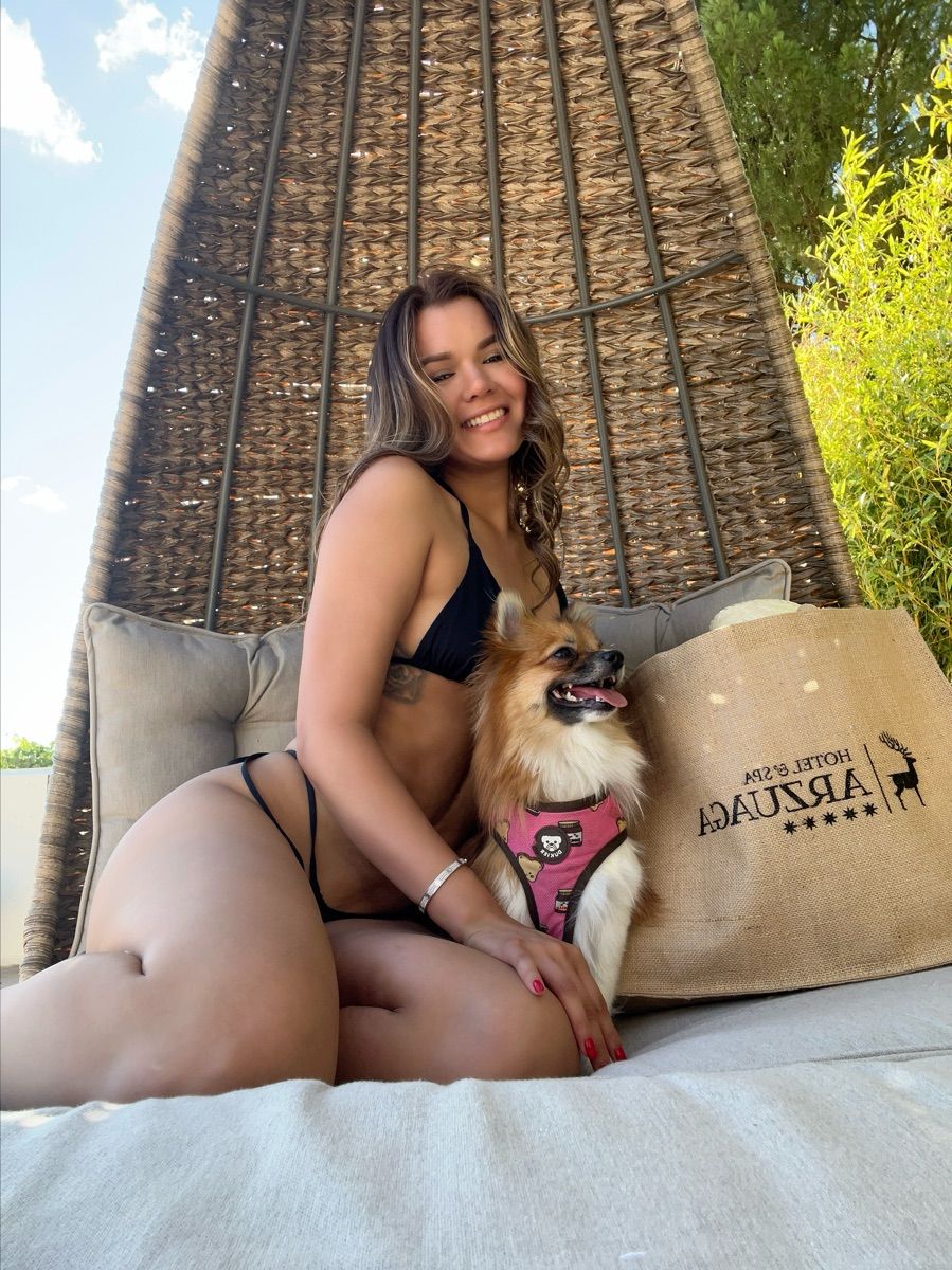 Luxy Roll - Share Your Moments!