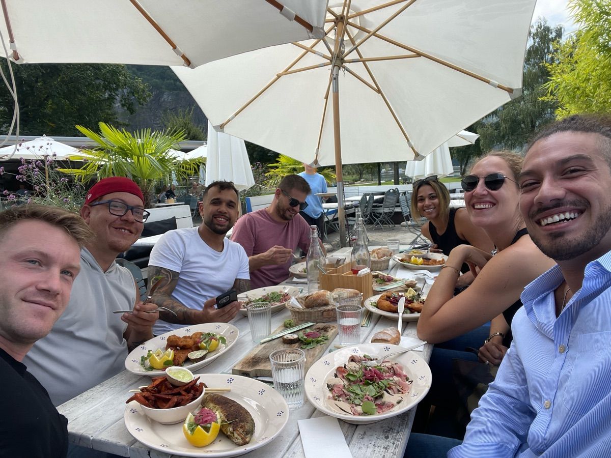 Luxy Roll - Share Your Moments!