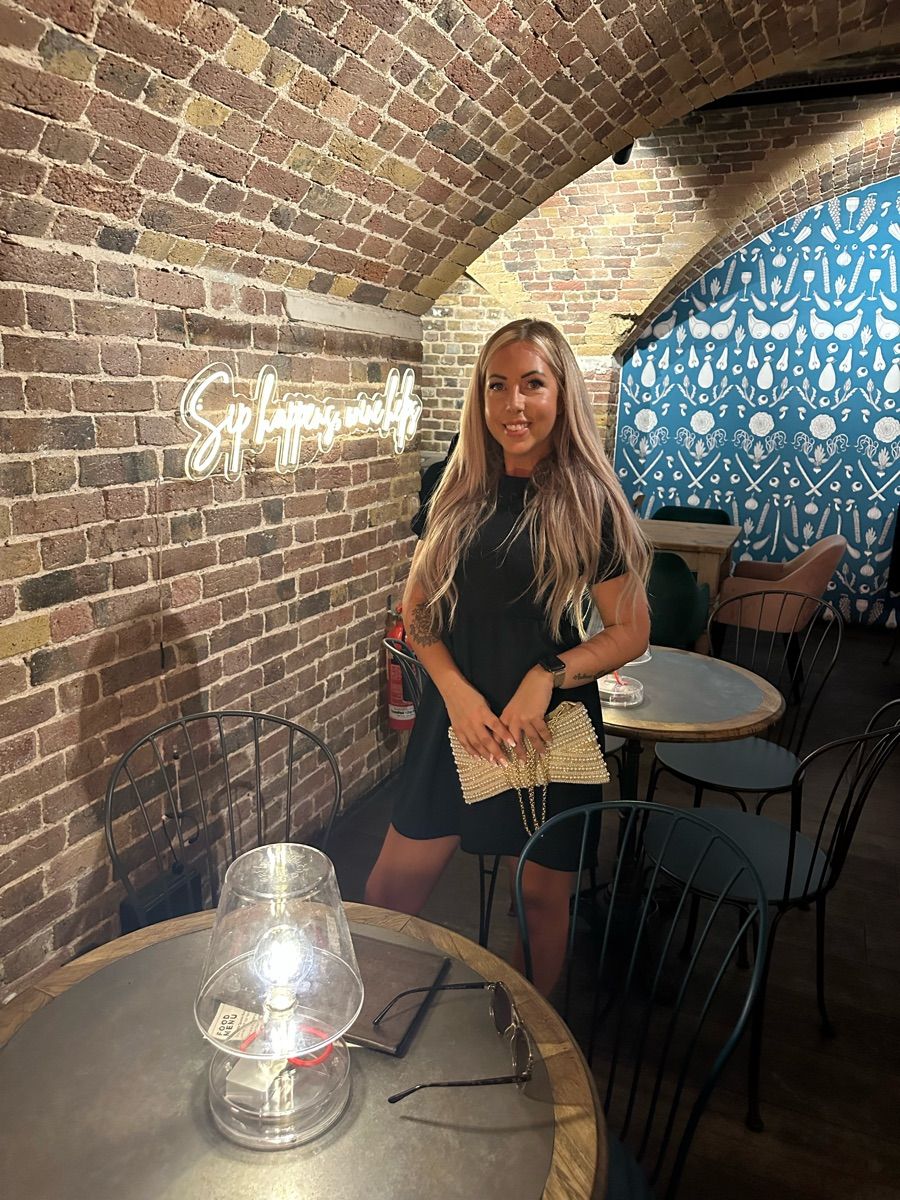 Luxy Roll - Share Your Moments!