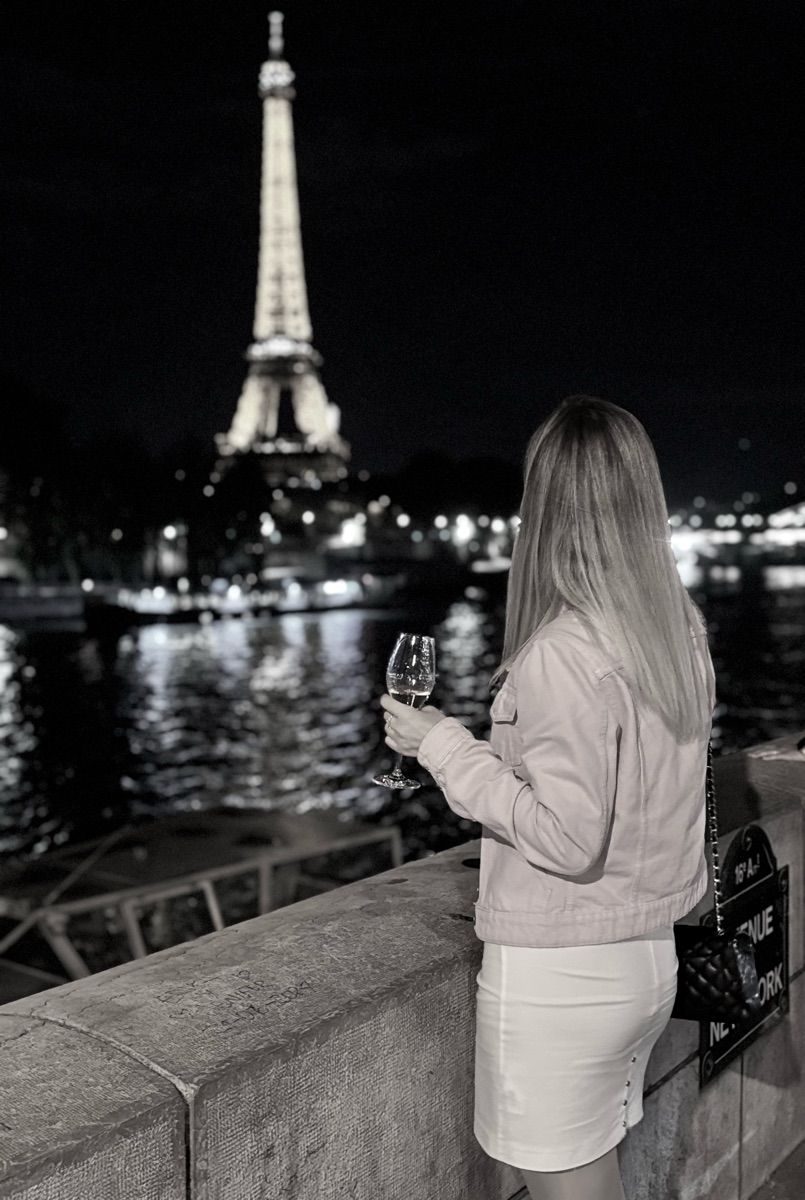 Luxy Roll - Share Your Moments!