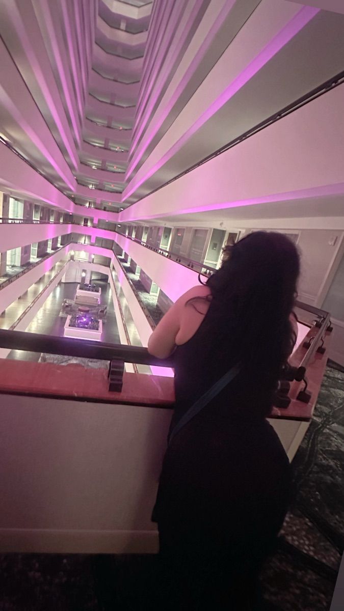 Luxy Roll - Share Your Moments!