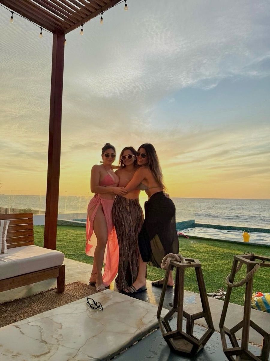 Luxy Roll - Share Your Moments!