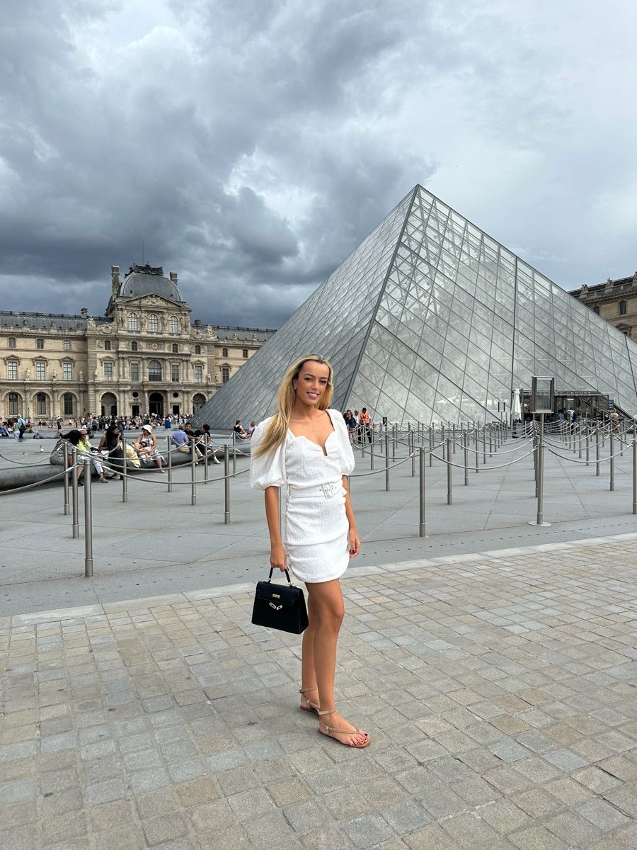 Luxy Roll - Share Your Moments!