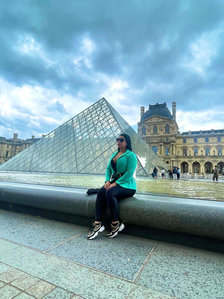 Luxy Roll - Share Your Moments!