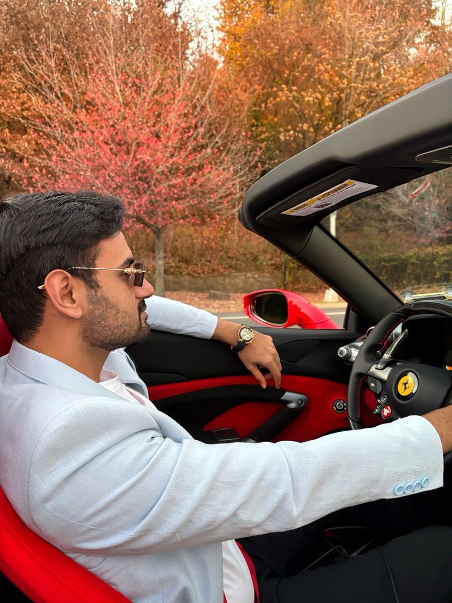 Luxy Roll - Share Your Moments!