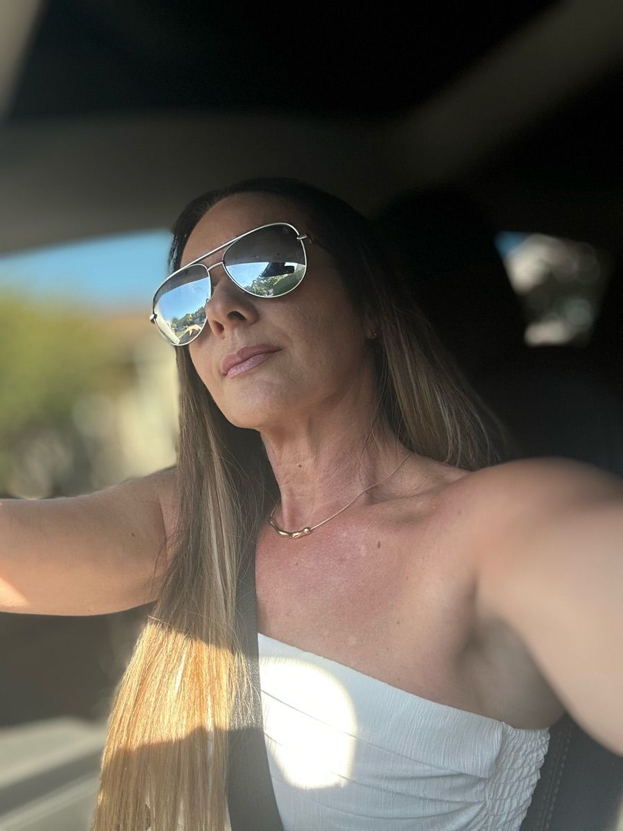 Luxy Roll - Share Your Moments!