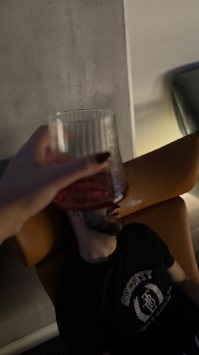 Luxy Roll - Share Your Moments!