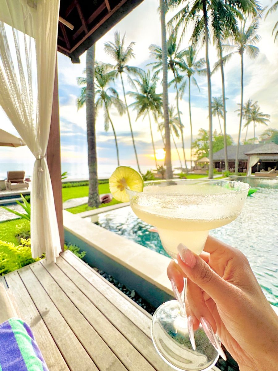 Luxy Roll - Share Your Moments!