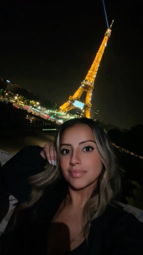 Luxy Roll - Share Your Moments!