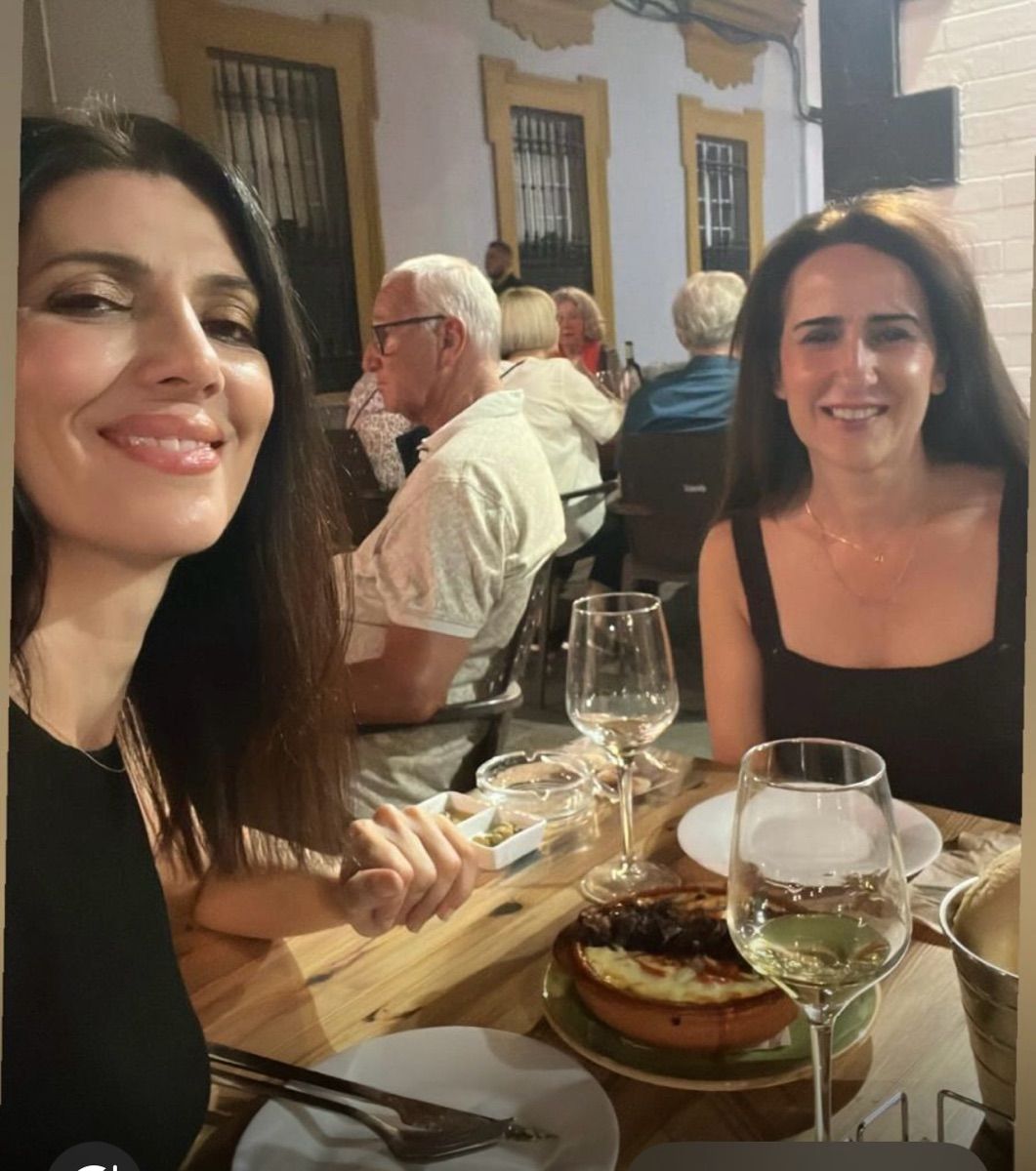 Luxy Roll - Share Your Moments!