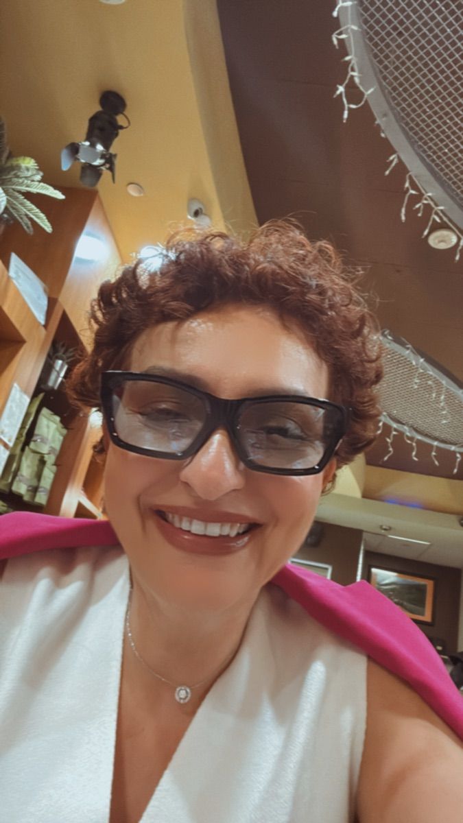Luxy Roll - Share Your Moments!