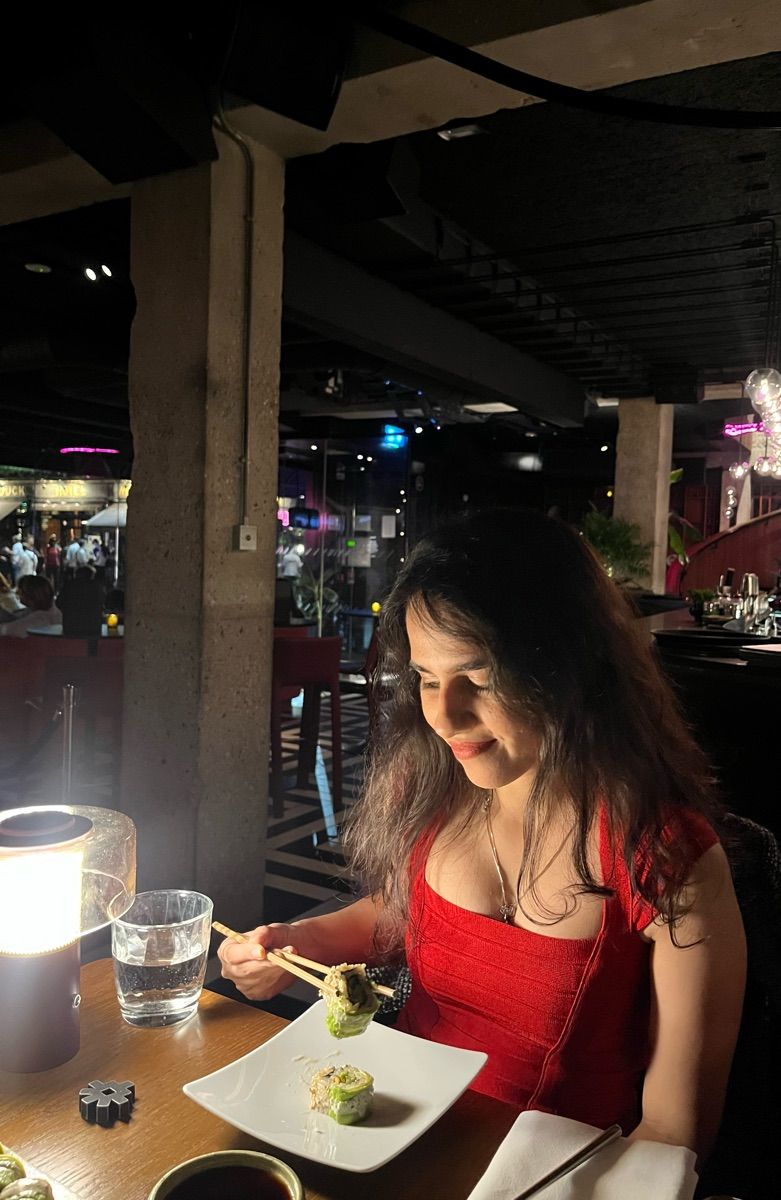 Luxy Roll - Share Your Moments!