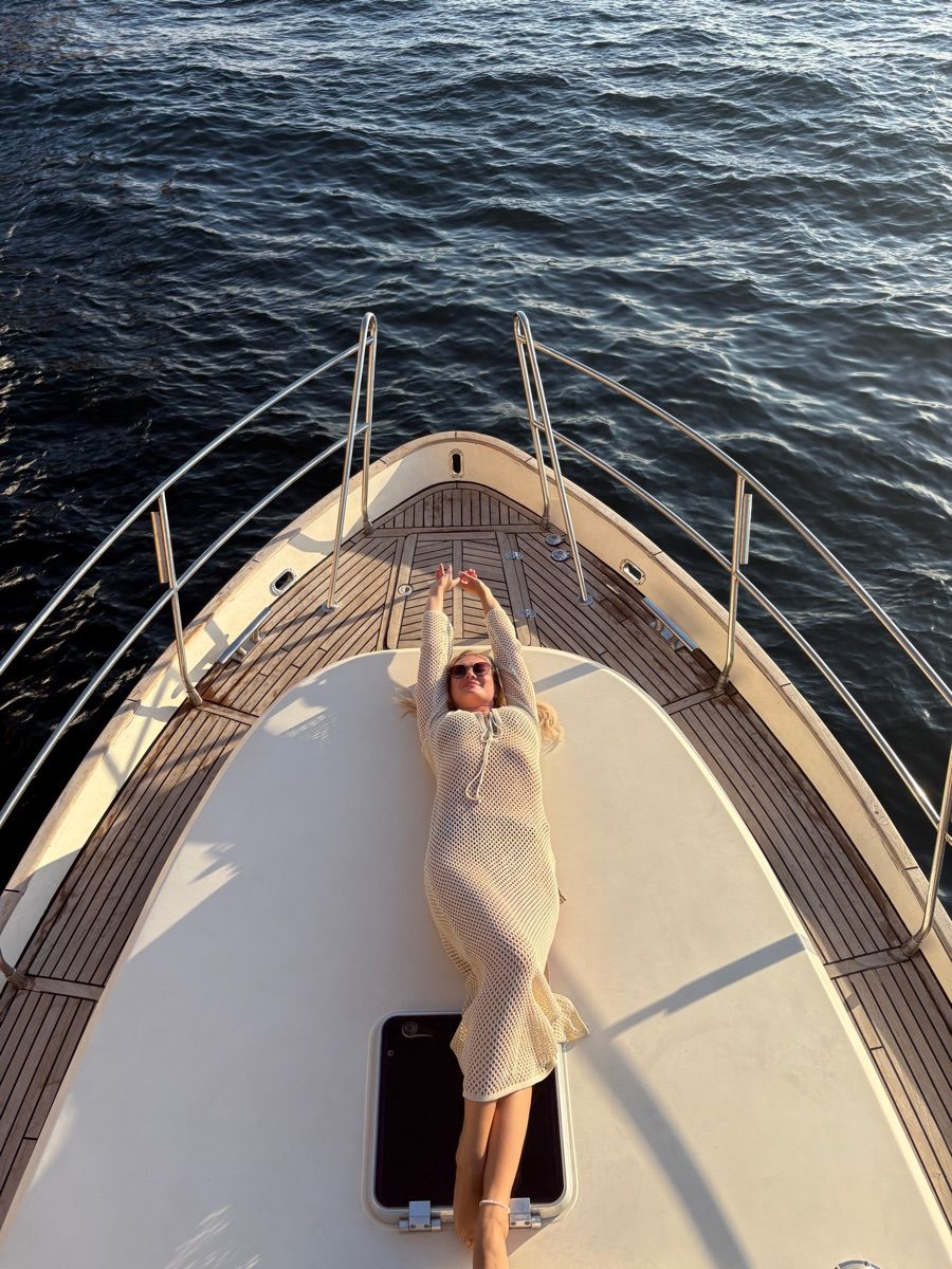 Luxy Roll - Share Your Moments!