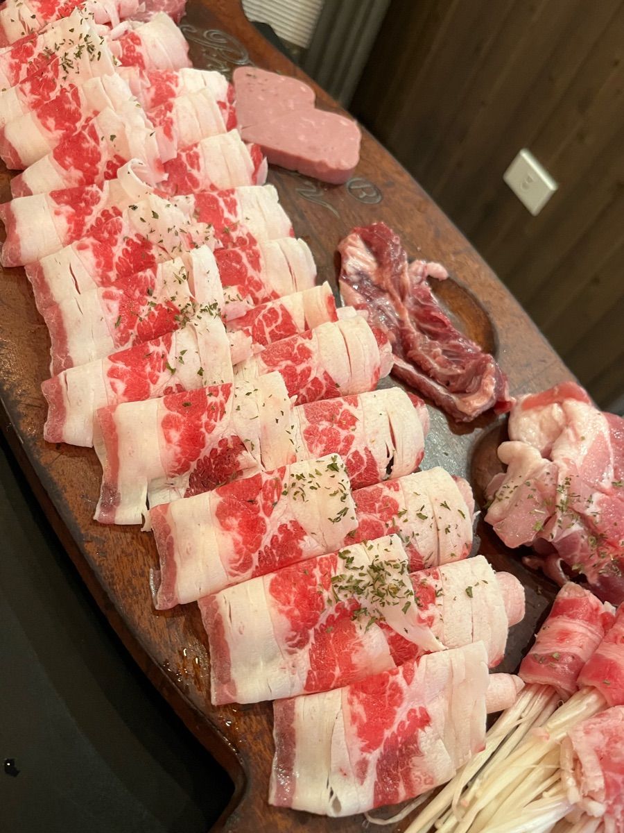 Luxy Roll - Share Your Moments!