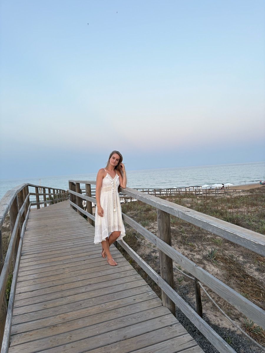 Luxy Roll - Share Your Moments!