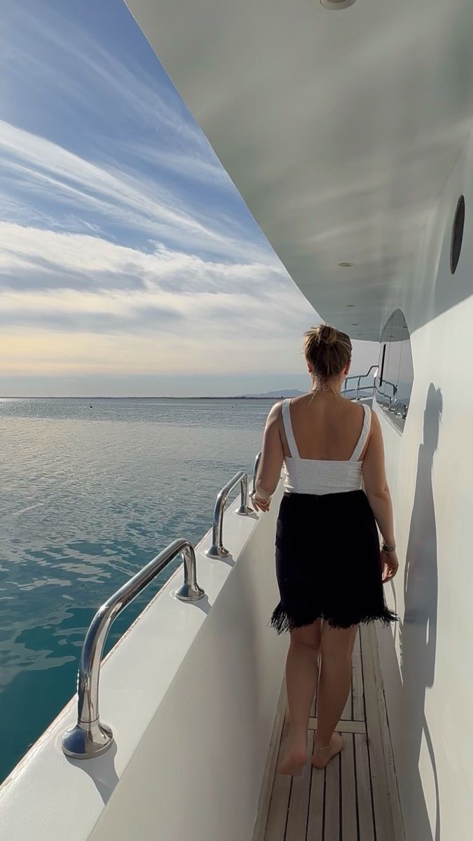 Luxy Roll - Share Your Moments!