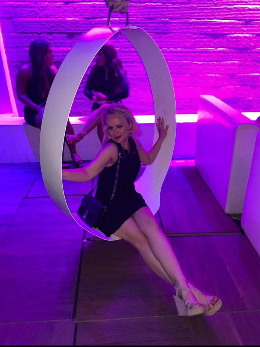 Luxy Roll - Share Your Moments!