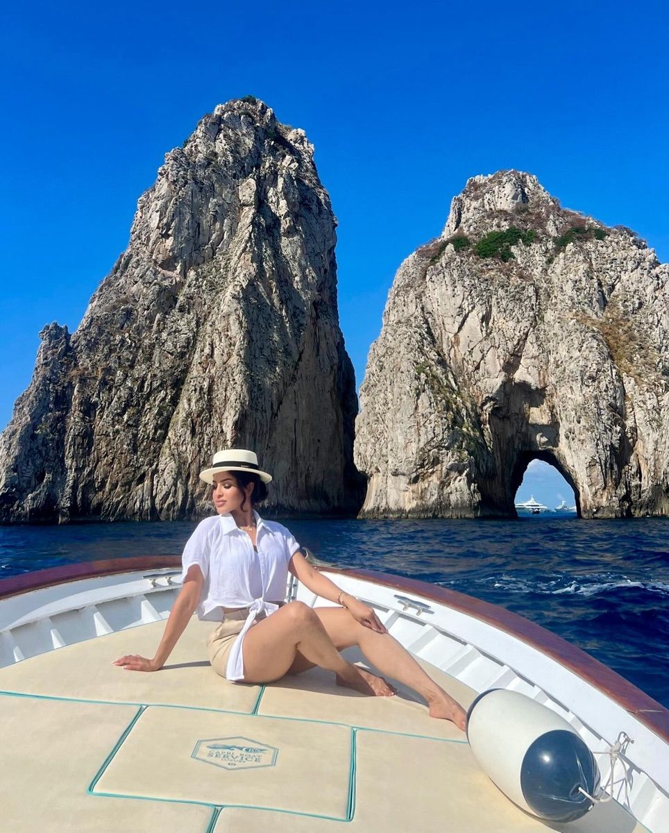 Luxy Roll - Share Your Moments!