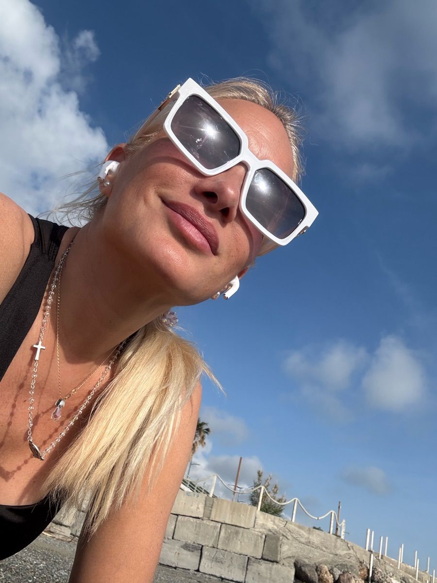 Luxy Roll - Share Your Moments!