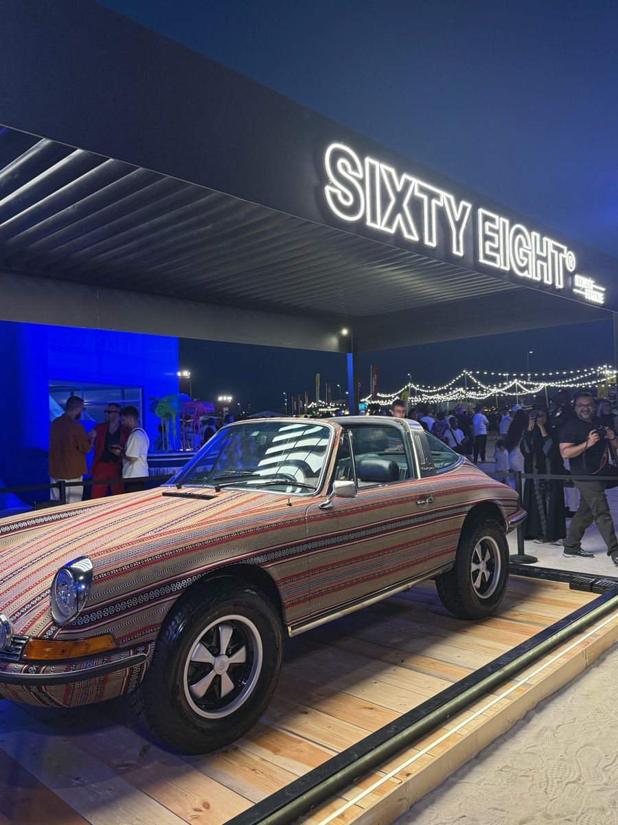 Luxy Roll - Share Your Moments!