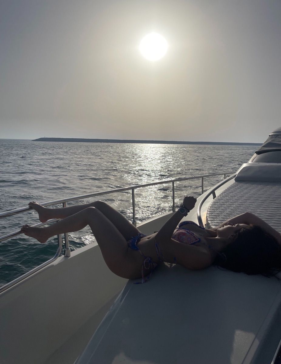 Luxy Roll - Share Your Moments!