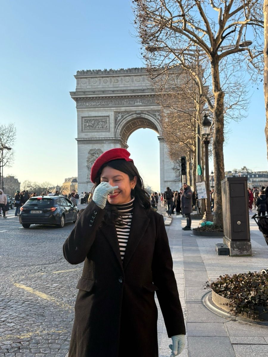 Luxy Roll - Share Your Moments!