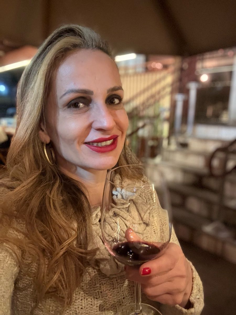 Luxy Roll - Share Your Moments!
