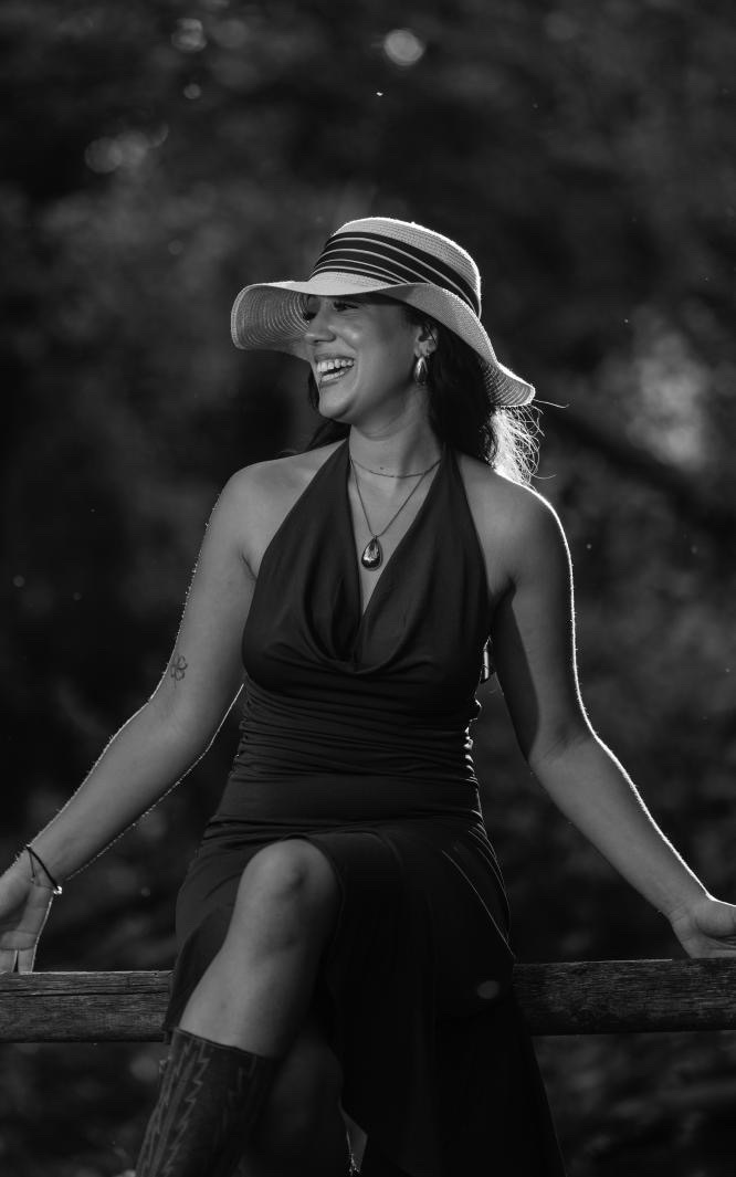 Luxy Roll - Share Your Moments!