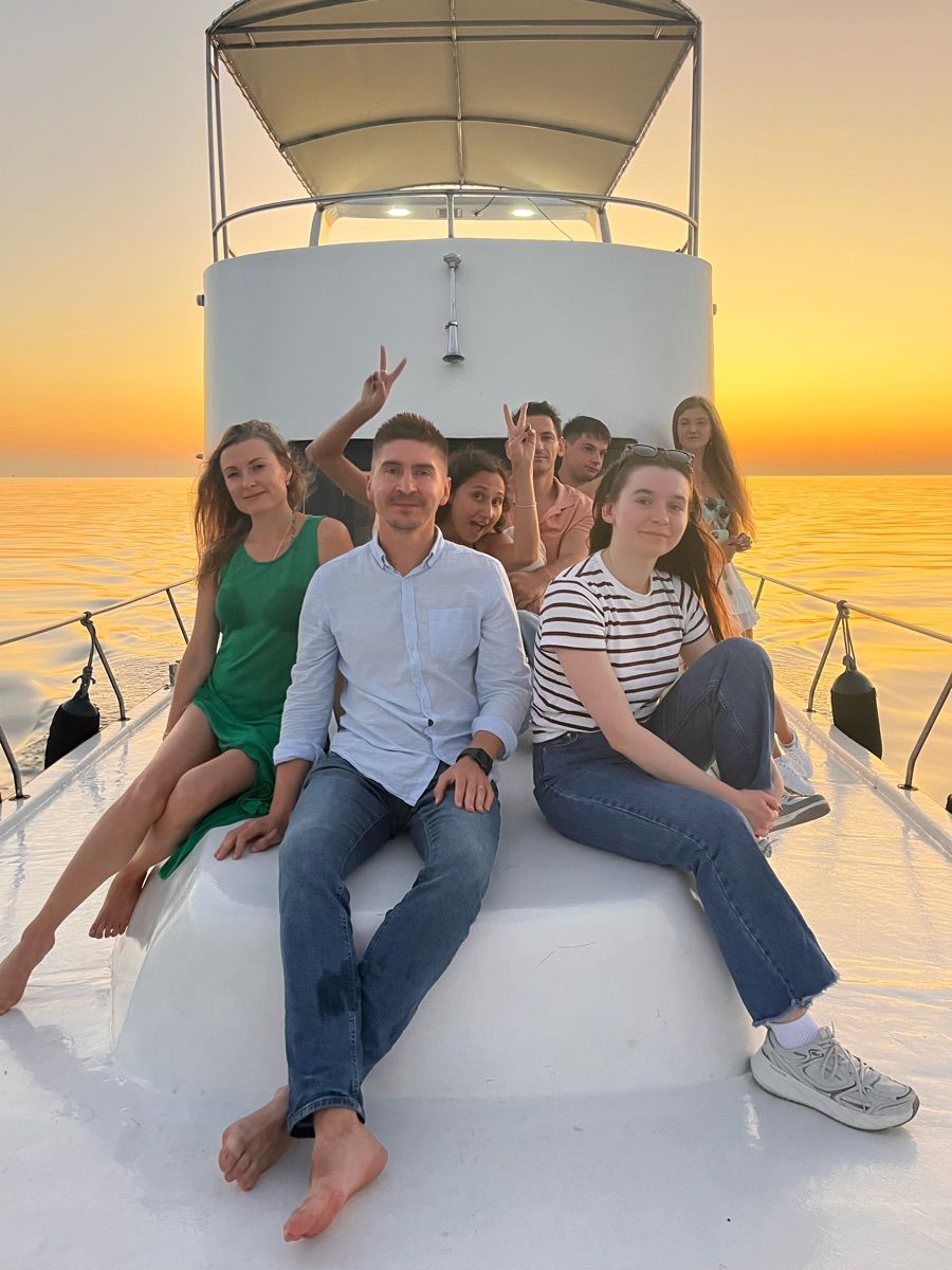 Luxy Roll - Share Your Moments!