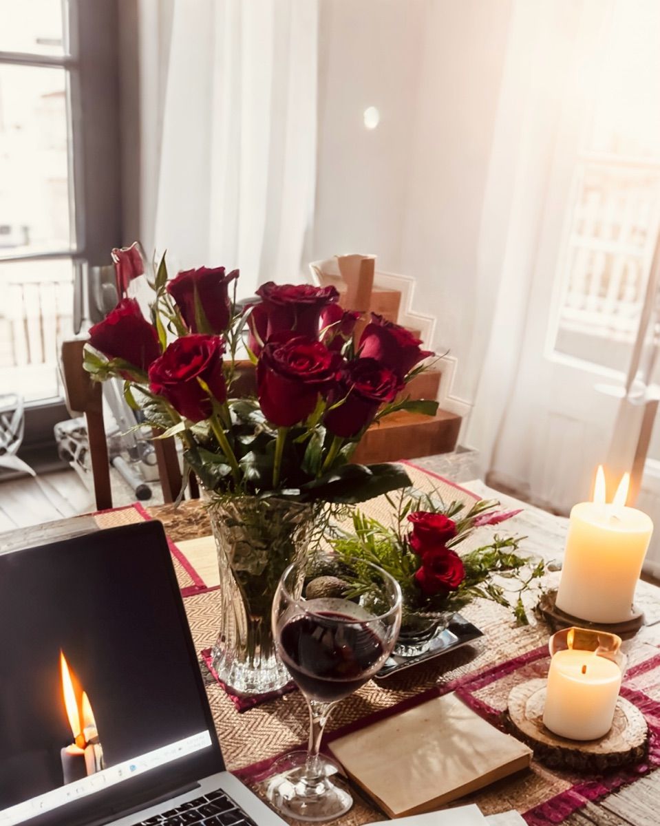 Luxy Roll - Share Your Moments!