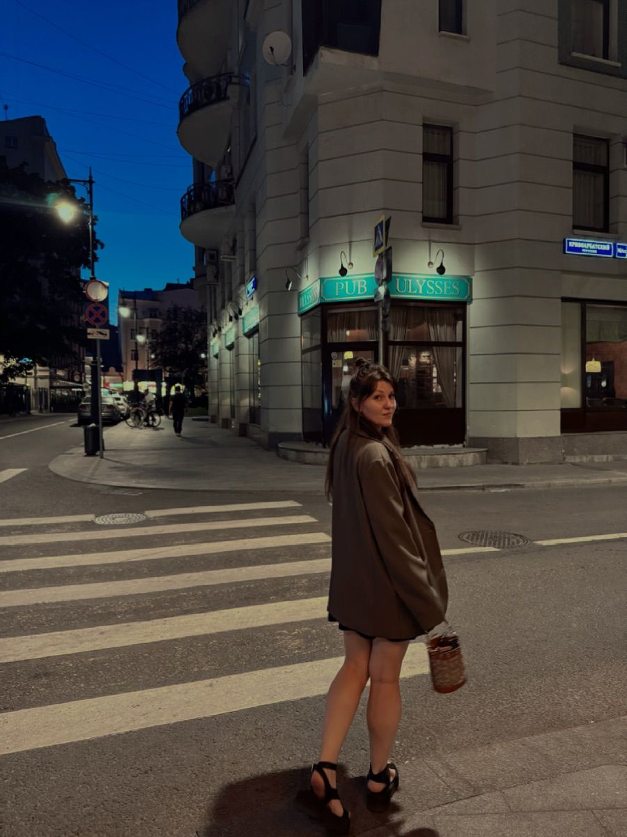 Luxy Roll - Share Your Moments!