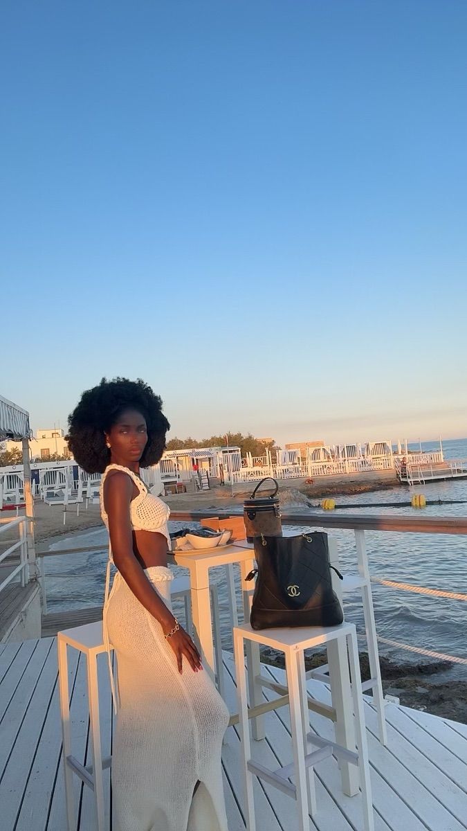 Luxy Roll - Share Your Moments!